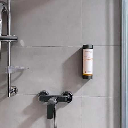 Mickiewiczova Free Parking By Veronika & Jano 布拉迪斯拉发