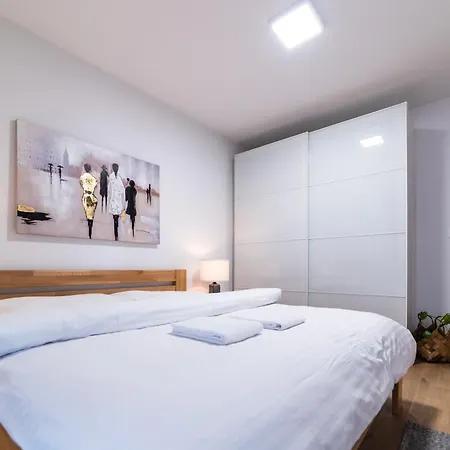 Mickiewiczova Free Parking By Veronika & Jano Appartement